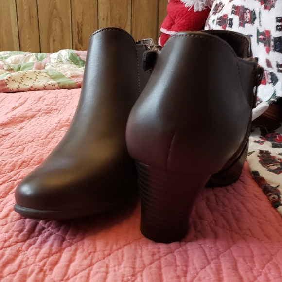 Croft & Barrow Ortholite Eco booties - Picture 8 of 8